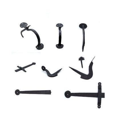 Hand Forged Suffolk Latch SetBlack Beeswax from B&Q