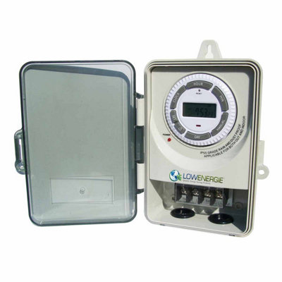 Lowenergie 30A Digital Immersion Heater Timer from B&Q