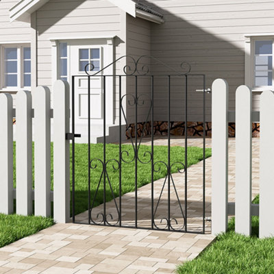 B&Q -  3Ft Black Modern Arched Top Metal Outdoor Garden Swing Gate Fence Gate 85 Cm W X 104 Cm H