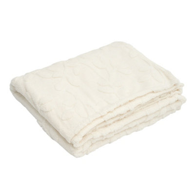 Thehotsale Milk Velvet 3D Leaves Comfortable Soft Warm Plush Fuzzy Throw Blanket Livingroom Bedroom Pation Beige 150Cm L X 100Cm W from B&Q