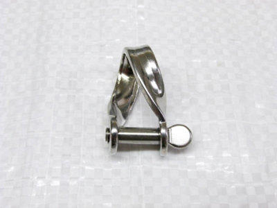 SecureFix Direct Strip Twisted Shackle Stainless Steel 5mm (Marine Rope Rigging Dee) from B&Q