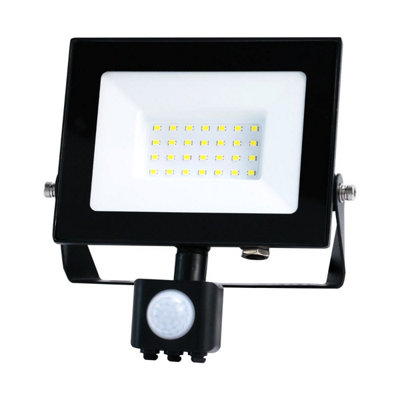 B&Q -  30W 6500K Led FloodlightDaylight With Pir Sensor