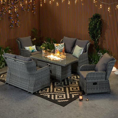  - Paddded Rattan Garden Furniture With Fire Pit Table- 6 Seater