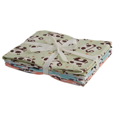 Pandas Themed Pack Of 5 Cotton Fat QuartersSewing Online Fa237 from B&Q