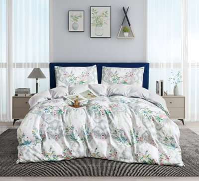 Groundlevel Isla Floral Easycare Printed Duvet Set from B&Q