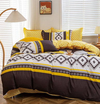 B&Q -  Yellow Ochre Printed Duvet Set