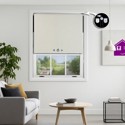 Furnished Thermal Blackout Roller Blinds With Triple Diamond Eyelets & Metal FittingsCream (W)60Cm (L)210Cm from B&Q