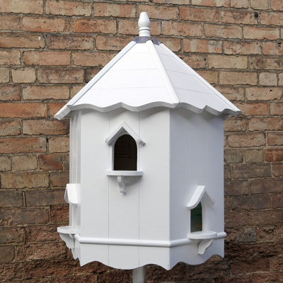 Buttercup Farm Bergholt Dovecote, Two Tiered Hexagonal Birdhouse - Traditional English Pole Mounted Birdhouse For Doves Or Pigeons