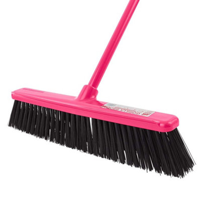 Red GorillaGorilla Broom™ 50Cm Replacement HeadReplacement Anti-Clog Hard Bristle Head With Scraper For Wet & Dry Use from B&Q