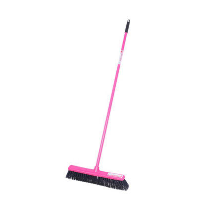 Red Gorilla 50Cm Wide Head Broom With ScraperAnti-ClogWet & Dry Use from B&Q