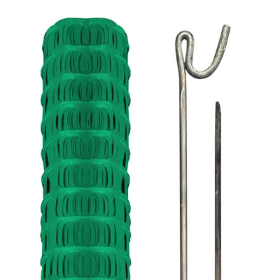 PegdevPdlHighly Durable Green Plastic Barrier FencingMesh With Steel Fence PinsHeavy Duty Fencing 25 Metres 10 Pins from B&Q