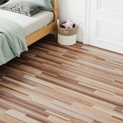 Darphe 36 Pieces Self Adhesive Wood Grain Pvc Floor Tiles from B&Q