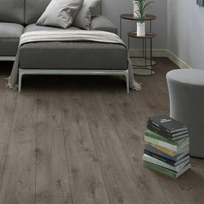 B&Q -  8mm Nirvana Laminate Flooring 1.83M2