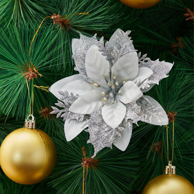 Living And Home Set Of 24 Christmas Decoration Artificial Christmas Tree Flowers Xmas Ornament Set from B&Q