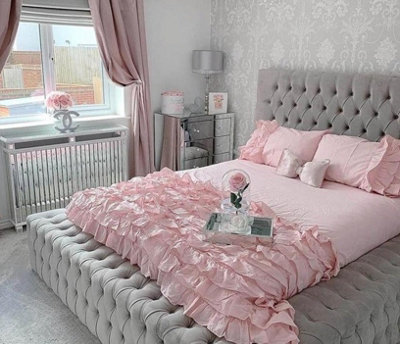 Stratus Interiors Ambassador Chesterfield Upholstered Platform Bed Frame-Doorstep Delivery Only No Assembly-Small Double-Gas Lift Ottoman Storage from B&Q