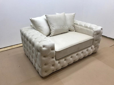 Stratus Interiors Ashley Corner Sofa Chesterfield Scatter BackScatter Back (Smaller)2 Seater from B&Q