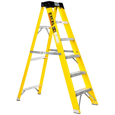 Excel Tools Excel 6 Tread Fibreglass Step Ladder For Electricians 1.44M Heavy Duty150Kg Load CapacityAnti-Slip FeetNon-Conductive from B&Q