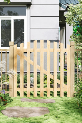 Garden Sanctuary Durable Picket Fence Gate For YardsPatiosAnd Garden Entrances W 120Cm H 120Cm from B&Q