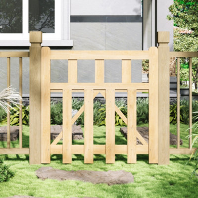 Garden Sanctuary Classic Picket Fence Gate Enhancing GardenYardOr Deck Entrance W 90Cm H 90Cm from B&Q