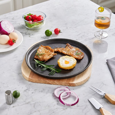 Thehotsale 24Cm Dia Black Frying Pans Round Cast Iron Grill Pan With 25Cm Dia Wooden Tray from B&Q