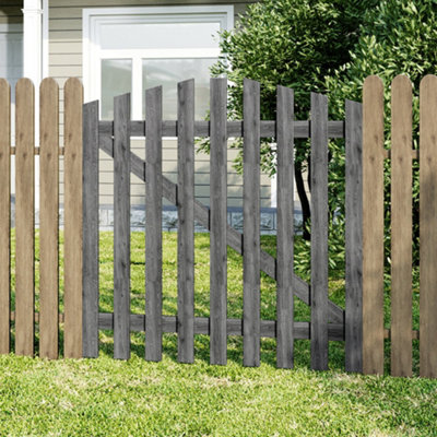 Thehotsale Grey 120X120Cm Outdoor Wooden Garden Gate Spruce Wood Fence Door With Door Bolt from B&Q
