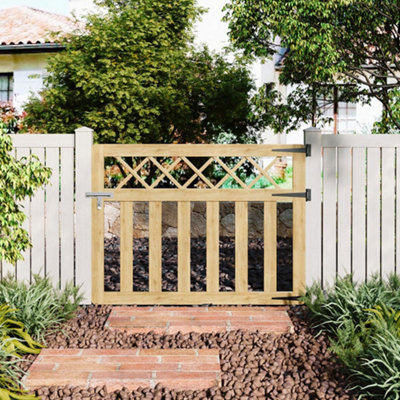 B&Q -  Wood Colour Outdoor Cross Top Wooden Garden Gate Pedestrian Fence Yard Door With Accessory Kit,120Cm X 90Cm