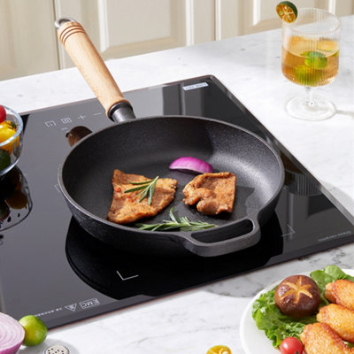 Thehotsale 25Cm Dia Round Cast Iron Skillet With Removable Wooden HandleBlack from B&Q