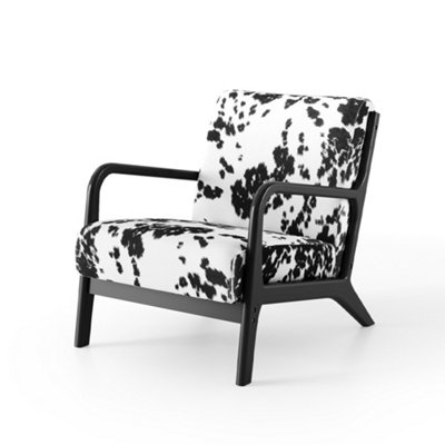Darphe Velvet Upholstered Armchair For Home from B&Q