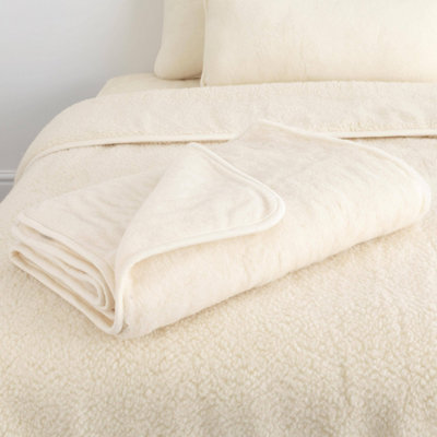 Native Natural Natural 100% Merino Wool Blanket from B&Q