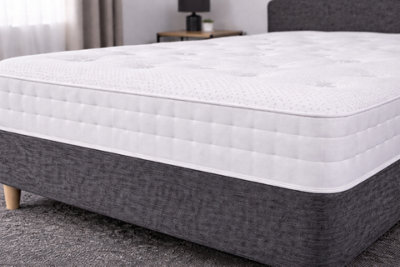 B&Q -  Silk 1000 Pocket Spring Memory Foam Mattress