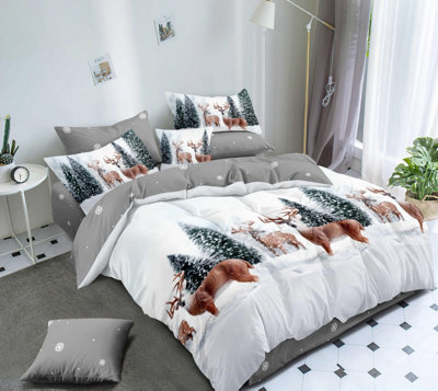 Groundlevel Winter Scene Christmas Duvet Set from B&Q