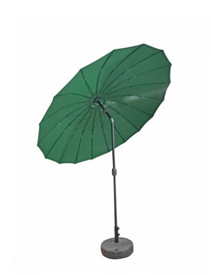 Signature Weave 2.7M Shanghai Parasol Sun Shade Umbrella With Tilt Green Canopy from B&Q