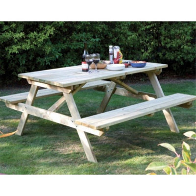 Cheshire 6Ft Deluxe Picnic Garden Table from B&Q