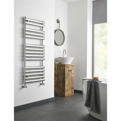 Clifton 800mm (H) X 500mm (W)Vertical Bathroom Towel Radiator (Chelsea)(0.8M X 0.5M) from B&Q