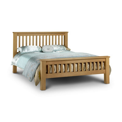 Oakham Cedar Oak High Footend Bed King (150Cm) from B&Q
