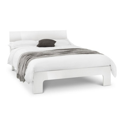 Oakham Emerald BedWhite Double (135Cm) from B&Q