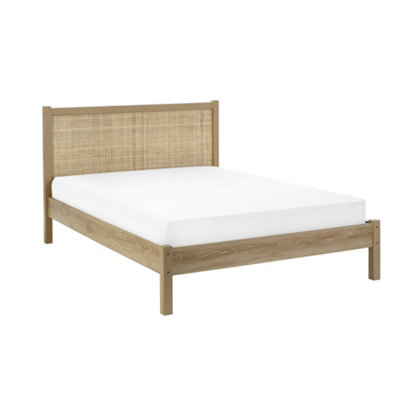 Oakham Zinc Rattan BedOak Double (135Cm) from B&Q