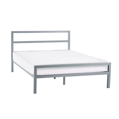 B&Q -  Lagoon Metal BedSilver Small Double (120Cm)