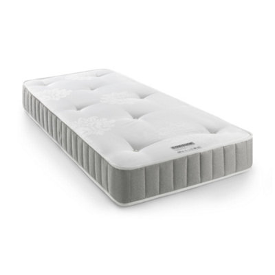Oakham Capsule 2000 Pocket Sprung Box Top Mattress 135Cm Double from B&Q