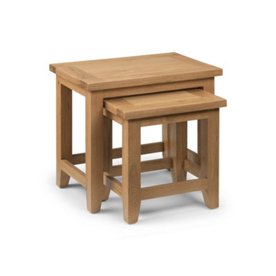 Oakham Thistlewood Nest Of Tables In Oak from B&Q
