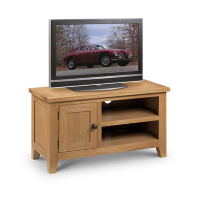 Oakham Premium Balmoral Tv Unit In Oak from B&Q