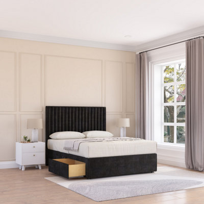 Sloomy Manhattan Black Plush 4Ft6 Memory Foam Bed Set With 2 DrawersMattress & Headboard- Double from B&Q
