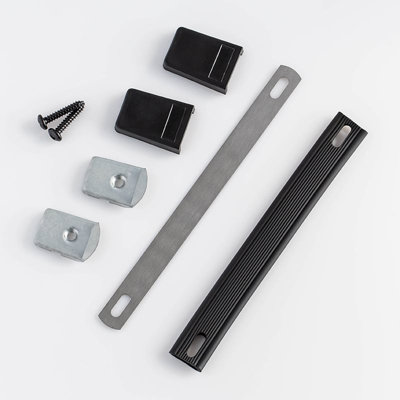 Penn Elcom Strap Handle Kit H1013-Pe1 from B&Q