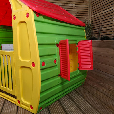 B&q playhouse plastic hotsell