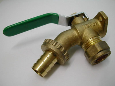 1/2'' Quarter Turn Lever Action Outside Garden Bib Tap with Built in Wall Plate Elbow with Hose Connector - 4