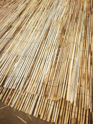 1.5m x 6m Split Natural Peeled Reed Screening Fencing Panel Bamboo Fence Roll Garden
