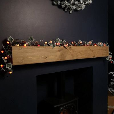 1.8m Artificial Garland with Berries & Lights Battery Operated with 35 Warm White LEDs