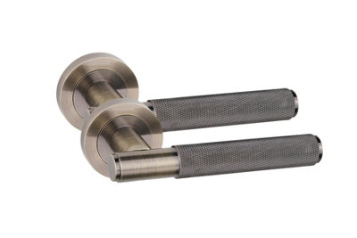 1 Pair Straight T-Bar Knurled Door Handles Antique Brass Finish - Golden Grace