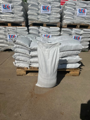 10 Filled white polyproplene sandbags - 3