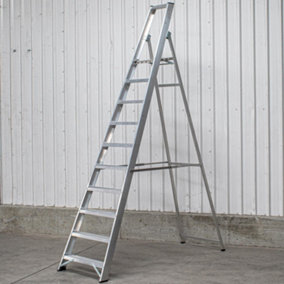 10 Step Industrial Platform Step Ladder